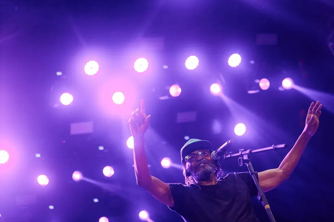
		"Me sinto privilegiado por estar aqui", declara Edson Gomes na Arena A TARDE