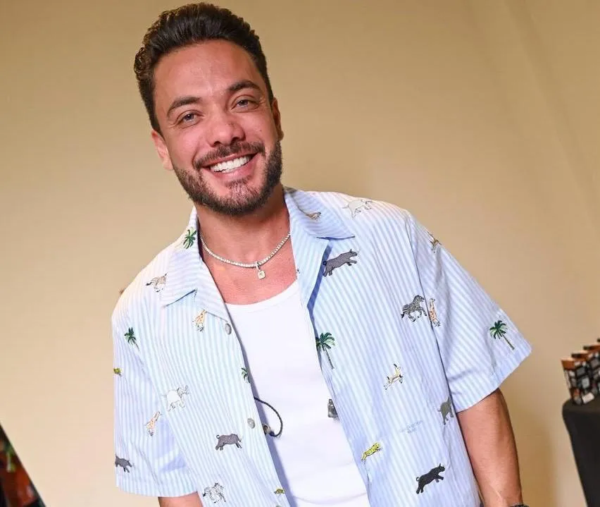 Wesley Safadão abre a primeira noite do Camarote Villa