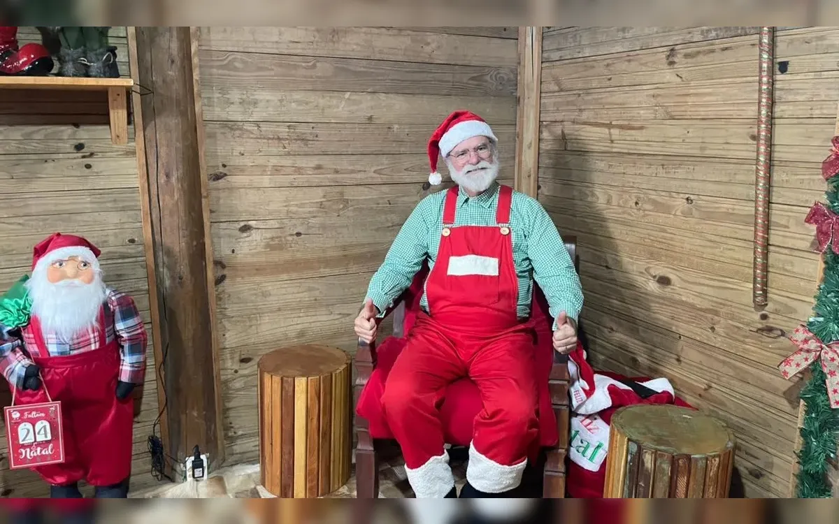 Casa do Papai Noel na Fenagro 2025 é ponto de encontro de famílias