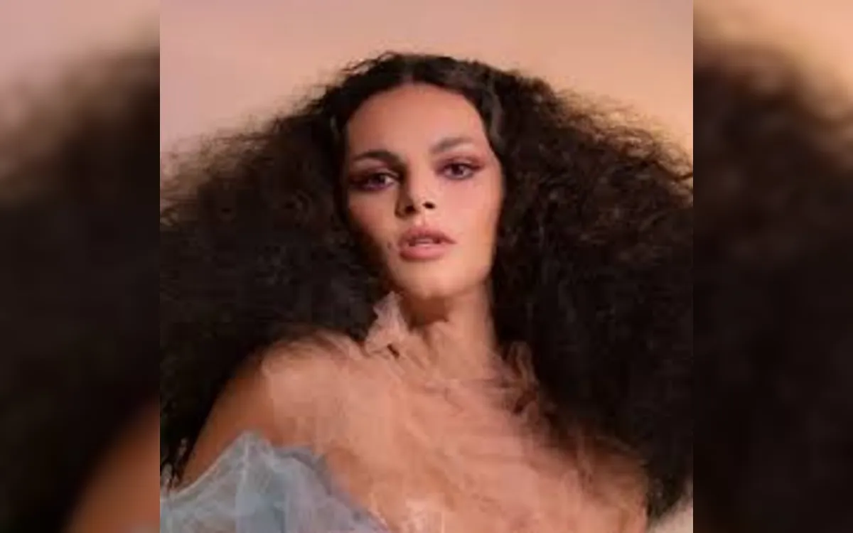 Duas vezes indicada ao Grammy, Assucena estreia show na Casa da Mãe