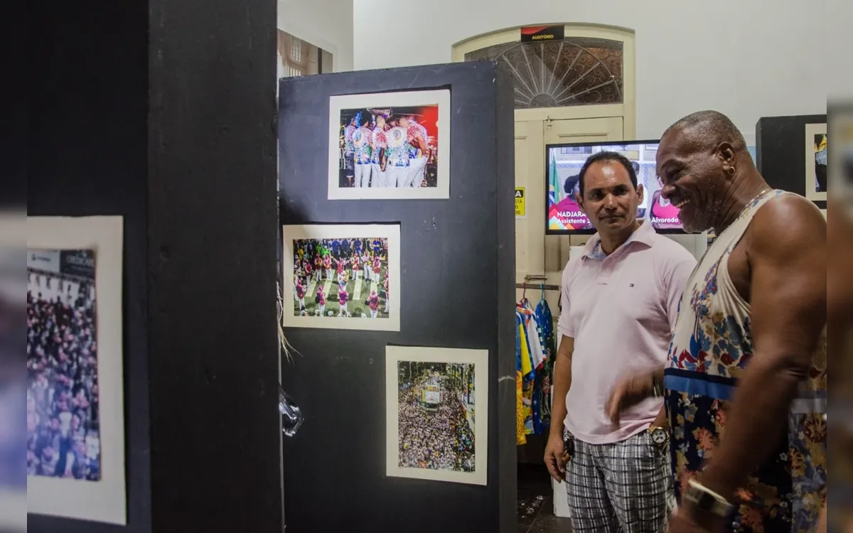 Exposição gratuita leva história do bloco Alvorada para Biblioteca Central