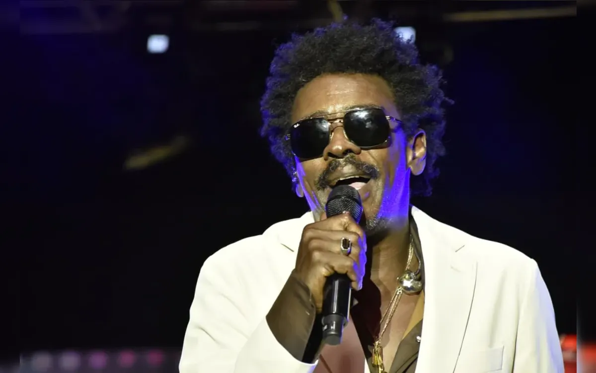 Seu Jorge faz Arena A TARDE vibrar com Baile à la Baiana em show marcante