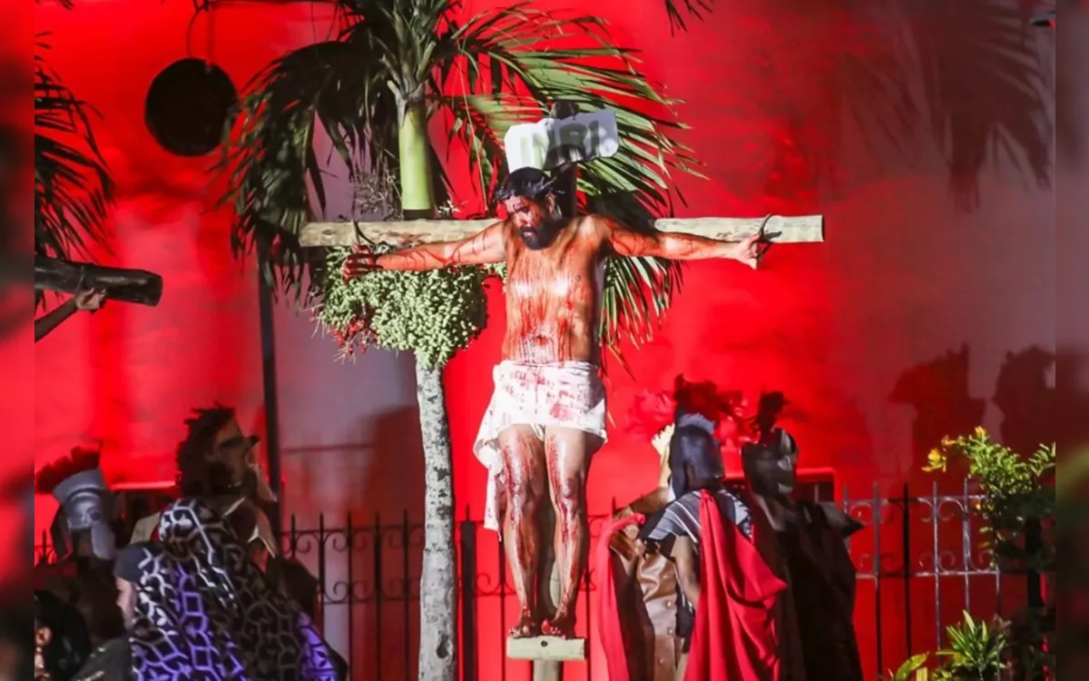 Espetáculo ‘Paixão de Cristo da Bahia’ leva emoção e fé à RMS
