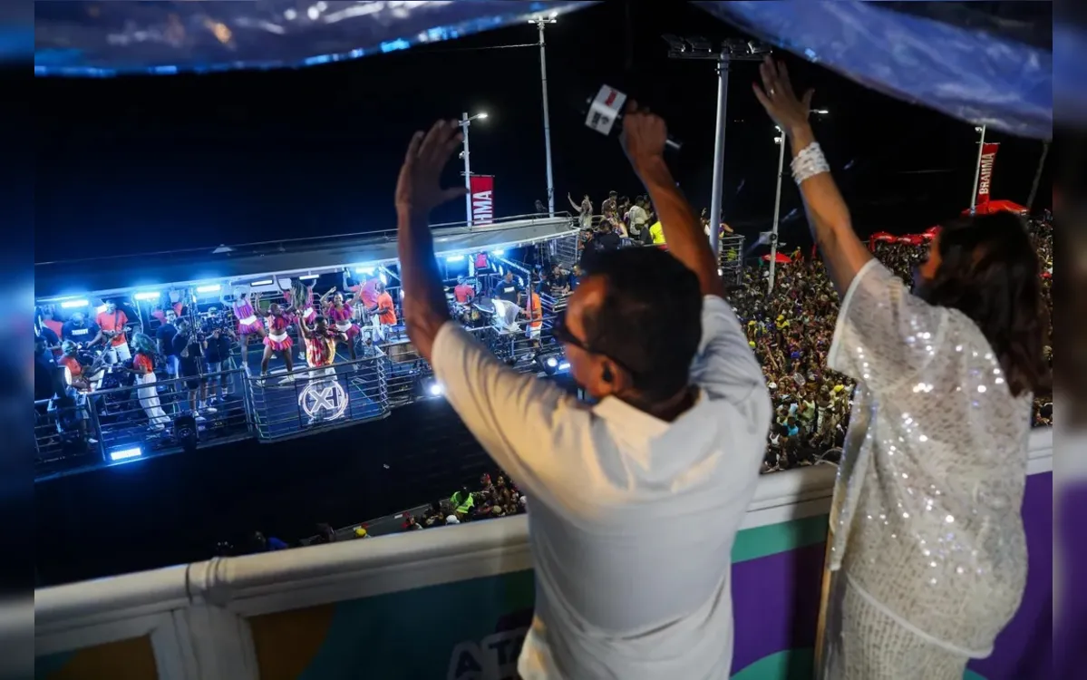 Estrelas do axé e autoridades públicas marcam presença no A TARDE Folia