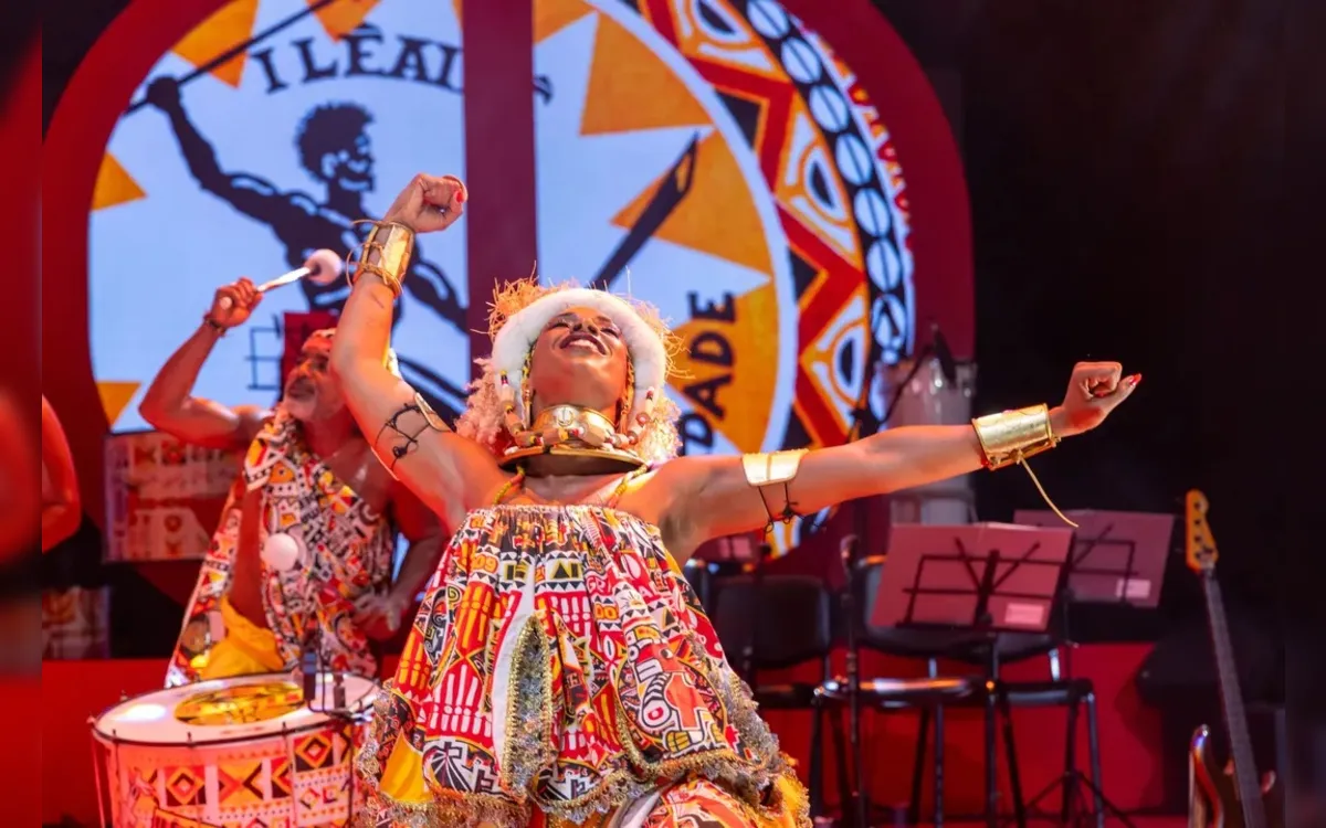 Ivete Sangalo, Ilê Aiyê, Bell e mais: veja programação do sábado de Carnaval