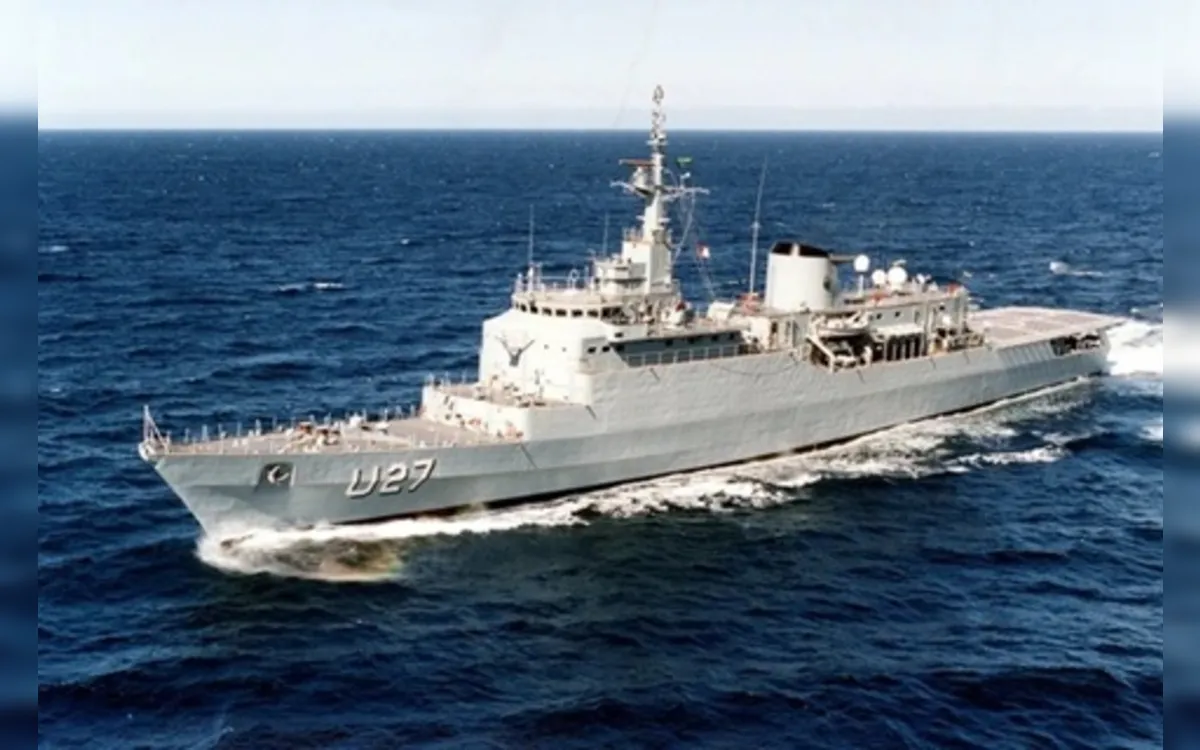 Navio-Escola da Marinha abre visitação gratuita em Salvador