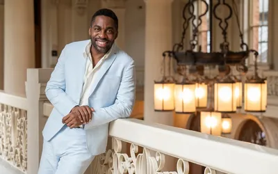 Imagem ilustrativa da imagem Lázaro Ramos reúne memórias de Ruth de Souza em novo livro já em pré-venda