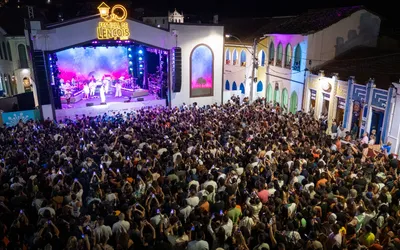 Imagem ilustrativa da imagem Maria Gadú, Jorge Vercillo e Thathi dão o tom na segunda noite em Lençóis