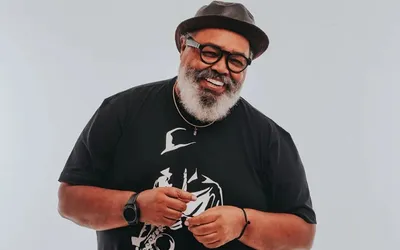 Imagem ilustrativa da imagem Saiba como garantir ingressos para show gratuito de Jorge Aragão em Salvador