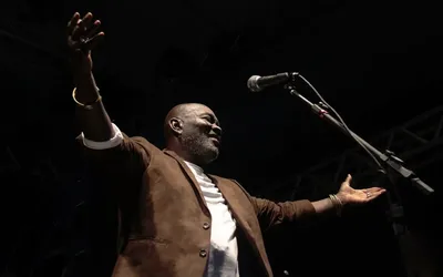 Imagem ilustrativa da imagem Lazzo Matumbi celebra 45 anos com show junino no Rio Vermelho