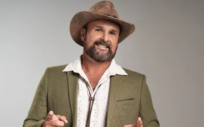 Imagem ilustrativa da imagem Leo Estakazero inicia projeto em celebração aos 30 anos de carreira