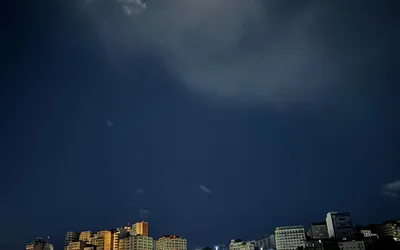 Imagem ilustrativa da imagem Praia da Preguiça recebe programação de forró e esporte náutico