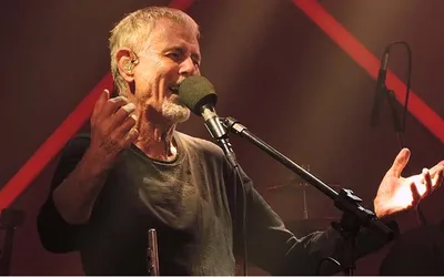 Imagem ilustrativa da imagem Ritchie apresenta releitura de clássicos na turnê “E a Vida Continua”