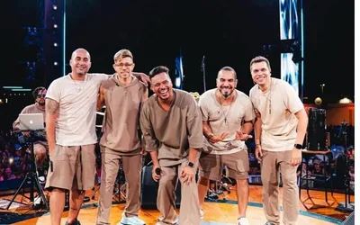 Imagem ilustrativa da imagem Sorriso Maroto traz roda de samba a Salvador