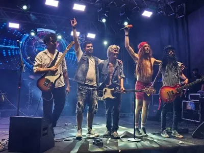 Fãs do Guns N’ Roses fazem esquenta nesta sexta-feira (3) imagem