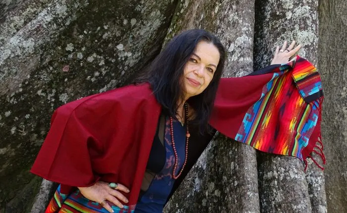 Amelinha comemora 50 anos de carreira com show na Estação Rubi