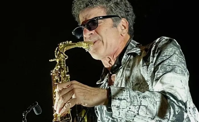 George Israel relembra a história do Kid Abelha no Conversa Brasileira