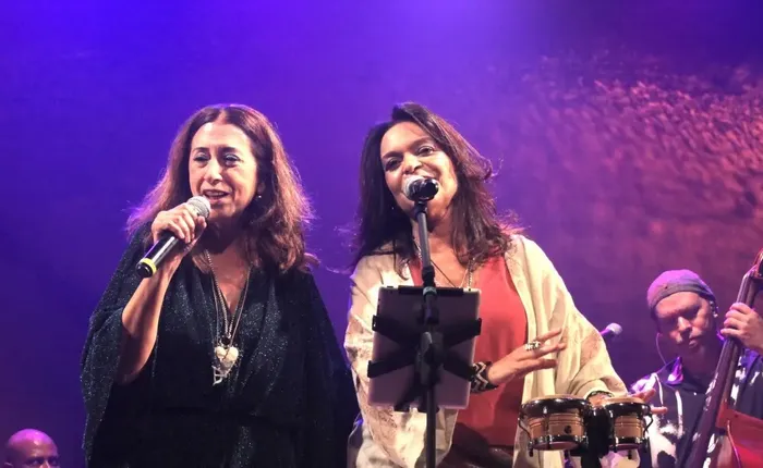 Sylvia Patrícia e Jussara Silveira cantam Wally Salomão na Barroquinha