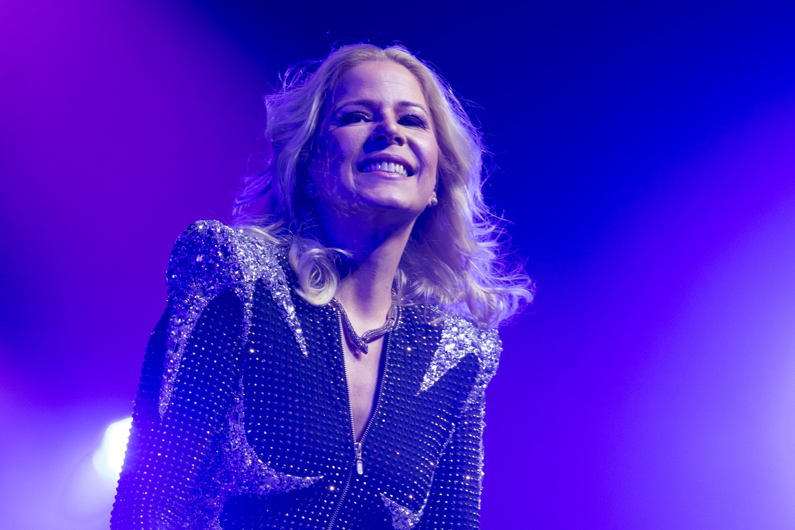 Imagem ilustrativa da imagem Paula Toller comemora 40 anos de carreira com show na Concha em Salvador