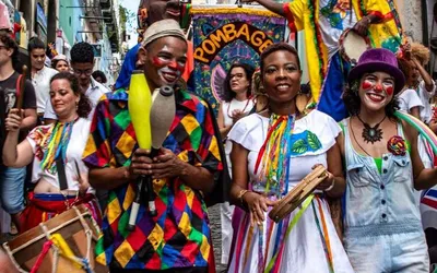 Imagem ilustrativa da imagem Academia de Letras da Bahia debate produção de arte da periferia