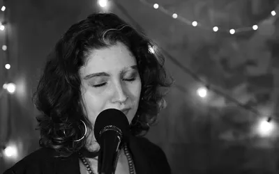 Imagem ilustrativa da imagem Angela Velloso retorna com show Reisen na Federação