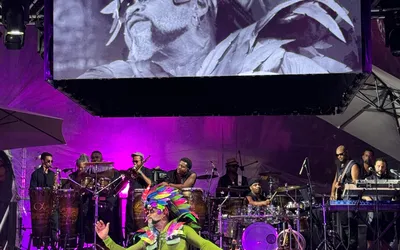 Imagem ilustrativa da imagem Carlinhos Brown volta a agitar o Candyall Guetho Square