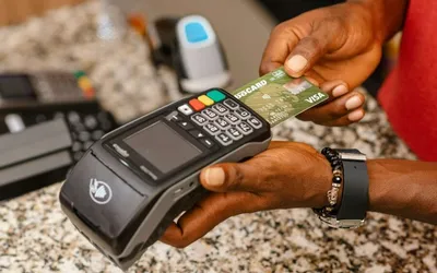 Imagem ilustrativa da imagem Entrevista: Operação da Sefaz fiscaliza máquinas de cartões de crédito