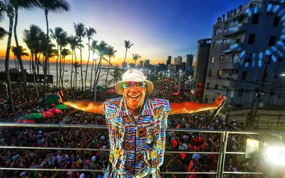 Imagem ilustrativa da imagem Farol da Barra terá show aberto e gratuito de Psirico e Adão Negro