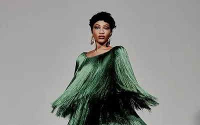 Imagem ilustrativa da imagem Luedji Luna estreia turnê de novo álbum na Concha do TCA