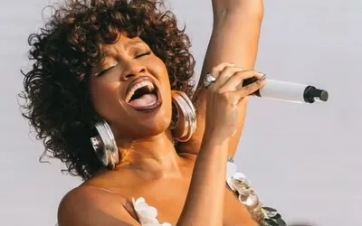 Imagem ilustrativa da imagem Luedji faz show gratuito em celebração ao Dia da Consciência Negra