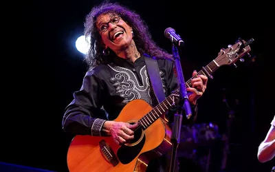 Imagem ilustrativa da imagem Luiz Caldas faz show na Concha Acústica nesta sexta-feira (19)