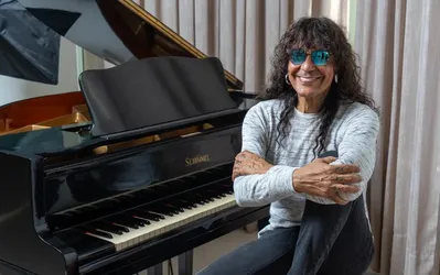 Imagem ilustrativa da imagem Luiz Caldas vai fazer show de 40 anos do disco ‘Magia’ no MAM