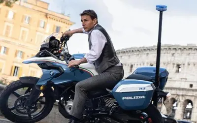 Imagem ilustrativa da imagem Tom Cruise planeja acrobacia ousada para encerramento das Olimpíadas