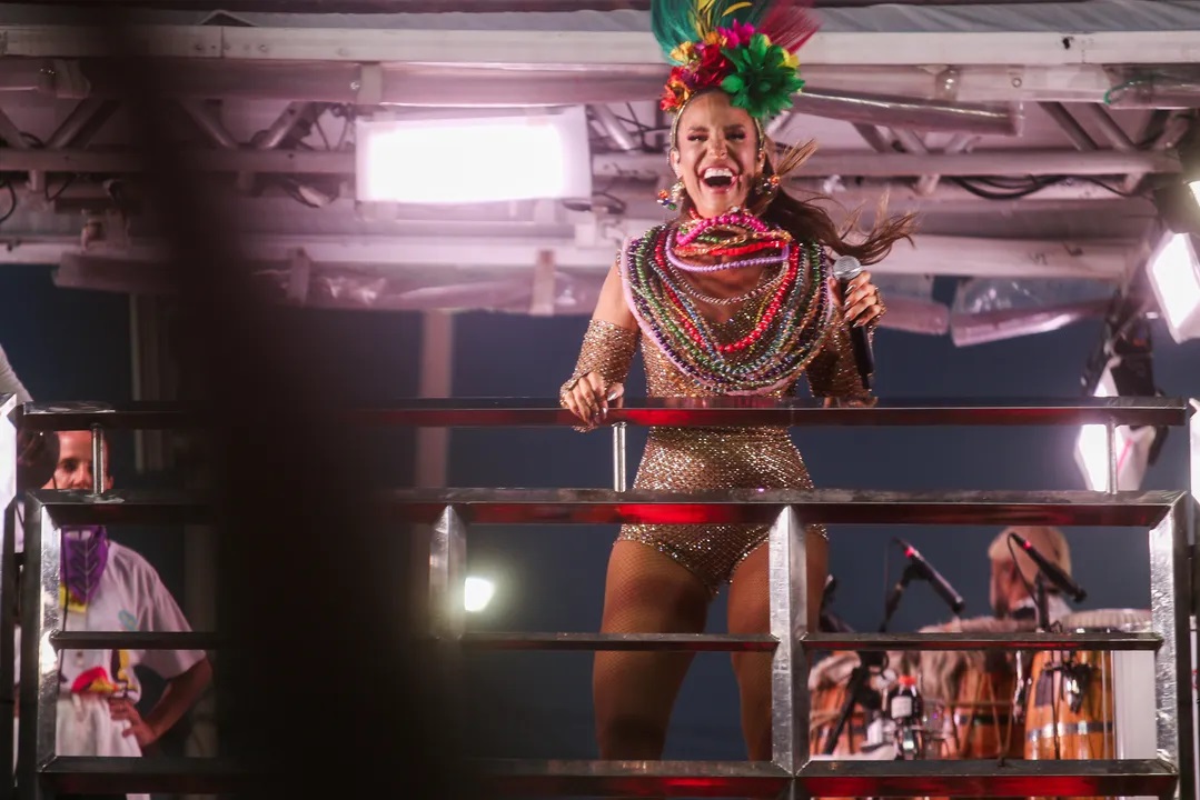 Imagem ilustrativa da imagem Bloco Coruja confirma desfile com Ivete Sangalo em 2025