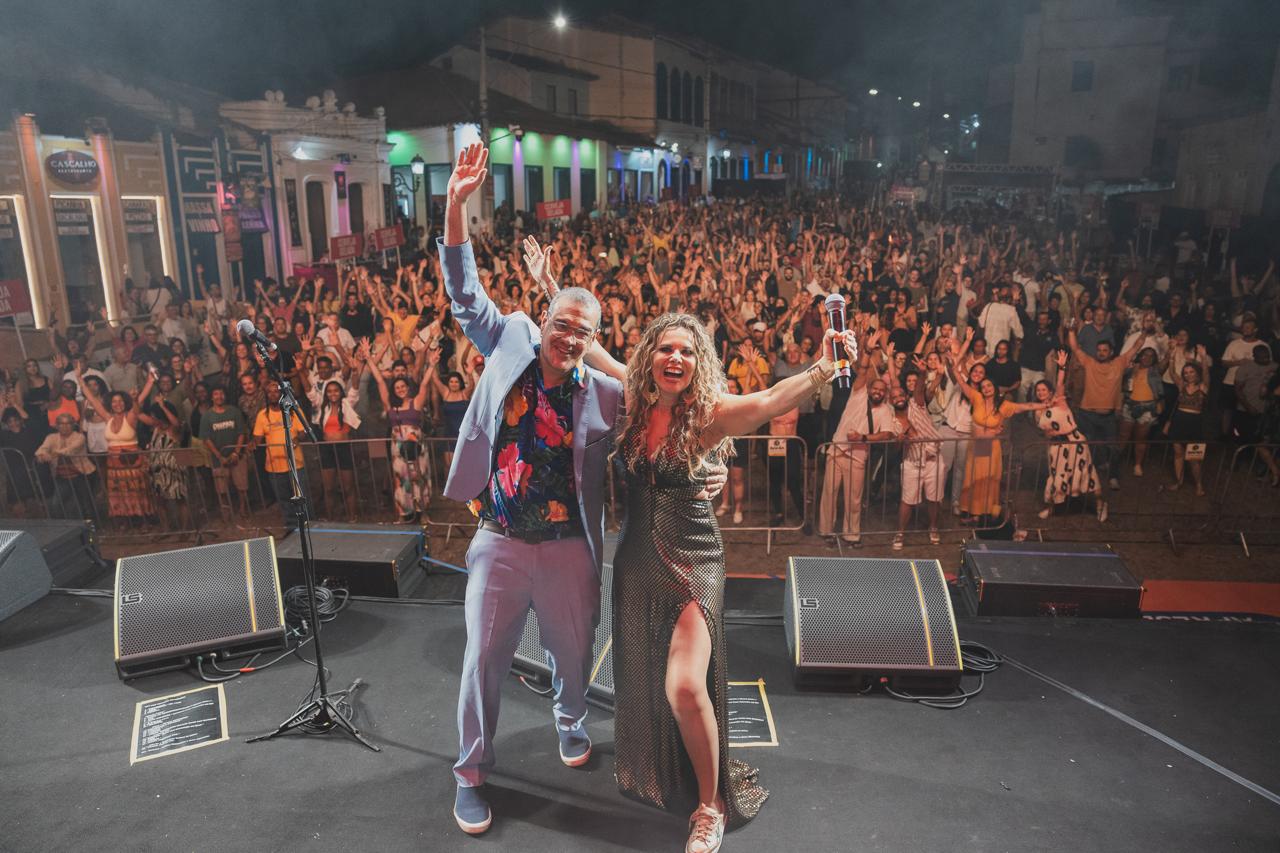 Imagem ilustrativa da imagem Festival de Lençóis realiza homenagem aos 40 anos do Axé Music