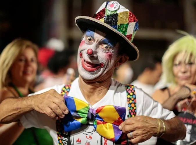 Imagem ilustrativa da imagem Palhaços do Rio Vermelho realiza ensaio aberto e divulga data da festa
