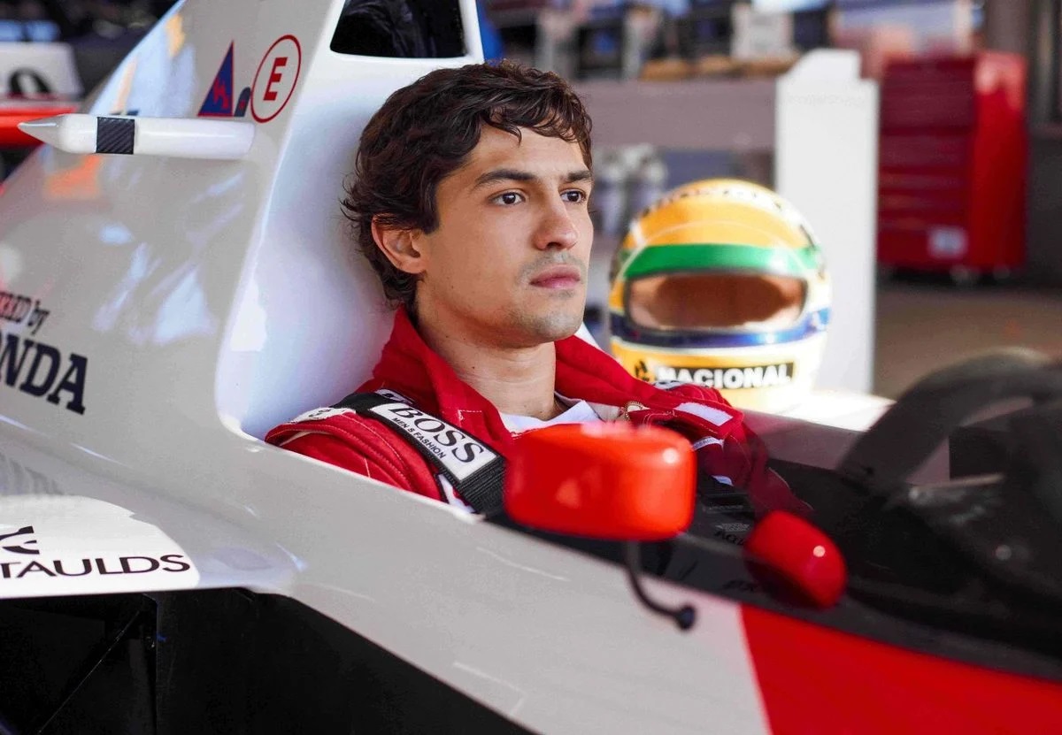 Imagem ilustrativa da imagem Série da Netflix explora vida, desafios e legado do tricampeão Senna